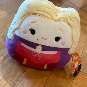 NWT.  Squishmallows Hocus Pocus